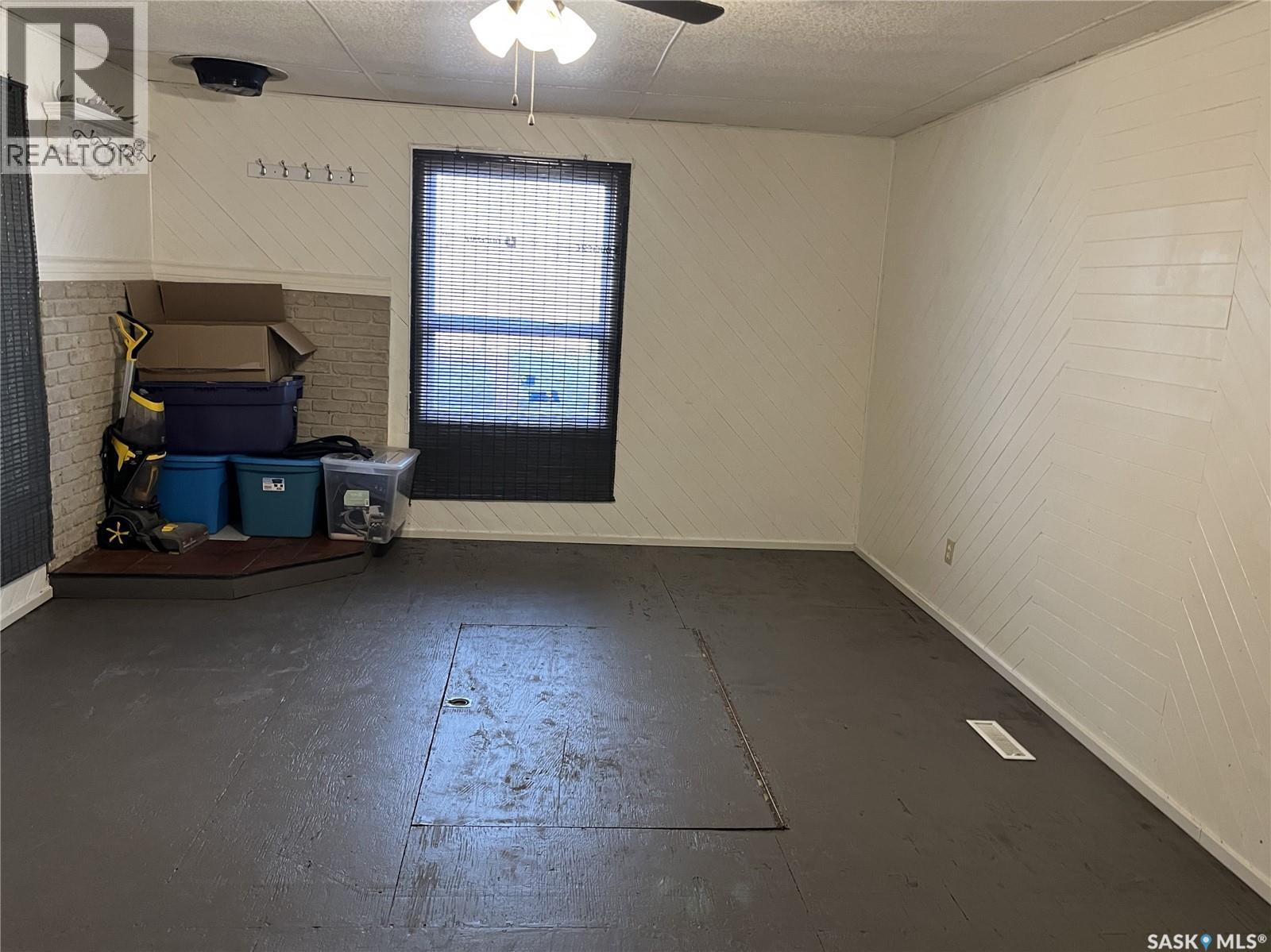 Hwy 11 Acreage, Prince Albert Rm No. 461, Saskatchewan  S6V 5S6 - Photo 9 - SK021853