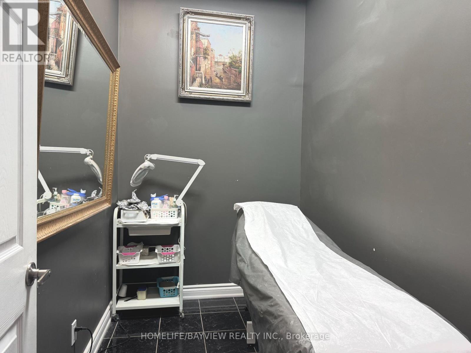 4 - 1881 Steeles Avenue W, Toronto, Ontario  M3H 5Y4 - Photo 15 - C12487165