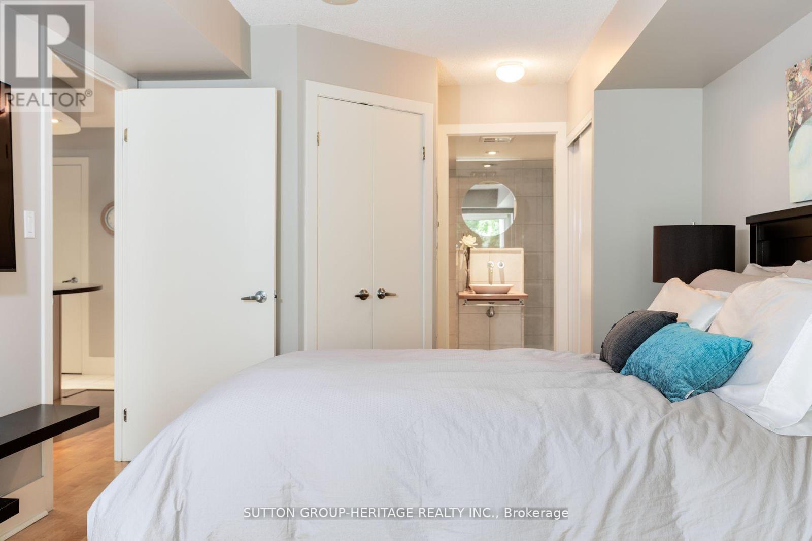 126 - 550 Queens Quay W, Toronto, Ontario  M5V 3M8 - Photo 20 - C12487187