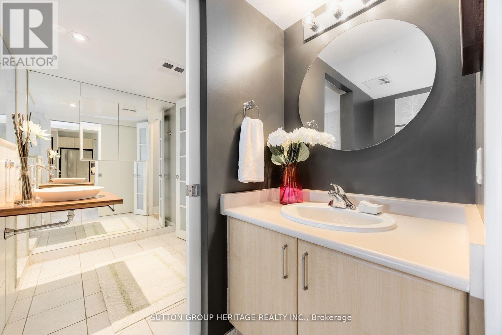 126 - 550 Queens Quay W, Toronto, Ontario  M5V 3M8 - Photo 32 - C12487187