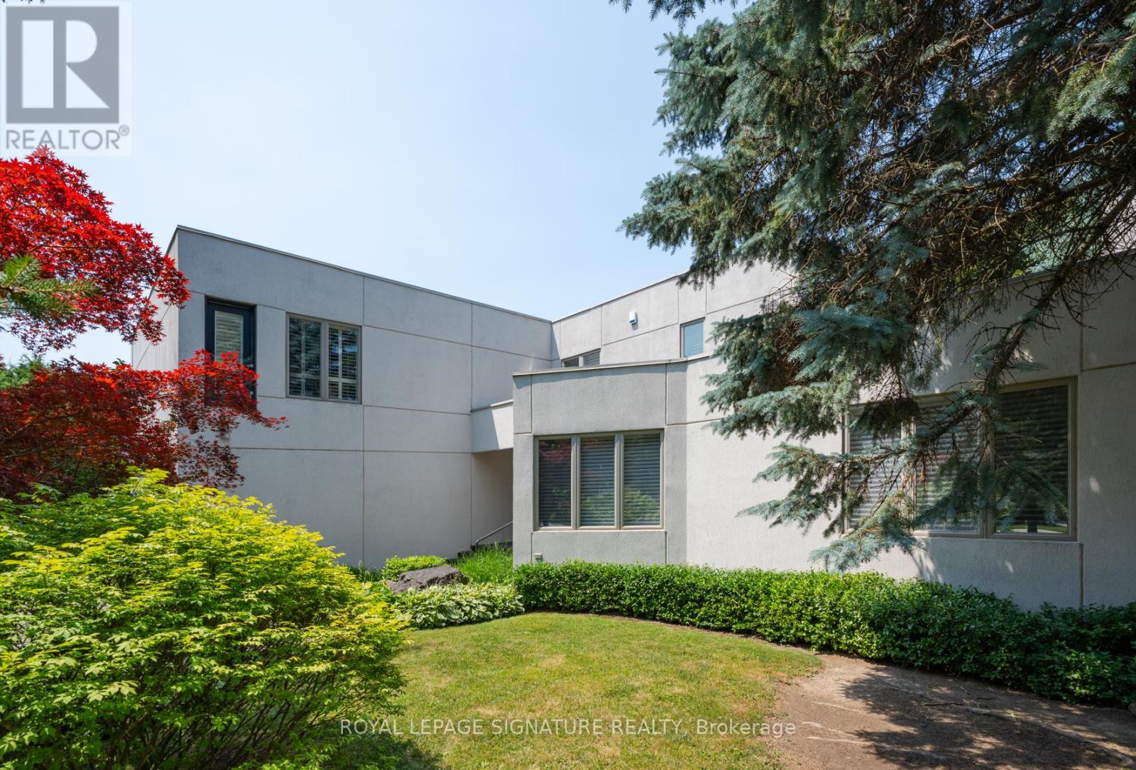 8 Harrison Road, Toronto, Ontario  M2L 1V2 - Photo 2 - C12487203