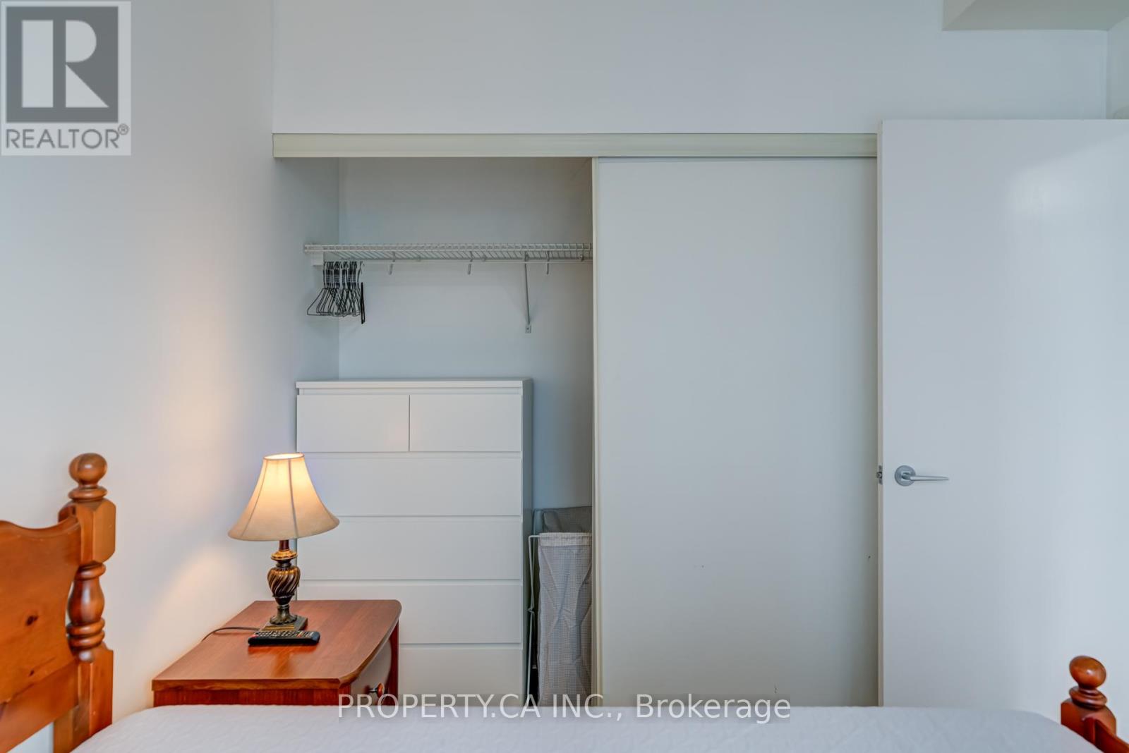 3510 - 15 Iceboat Terrace, Toronto, Ontario  M5V 4A5 - Photo 16 - C12487219