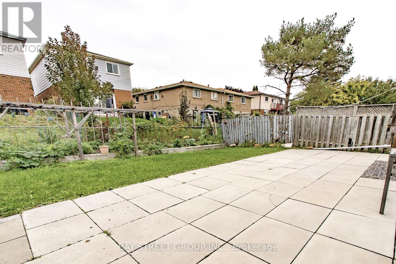 52 Baylawn Drive, Toronto, Ontario  M1S 3M3 - Photo 10 - E12487190