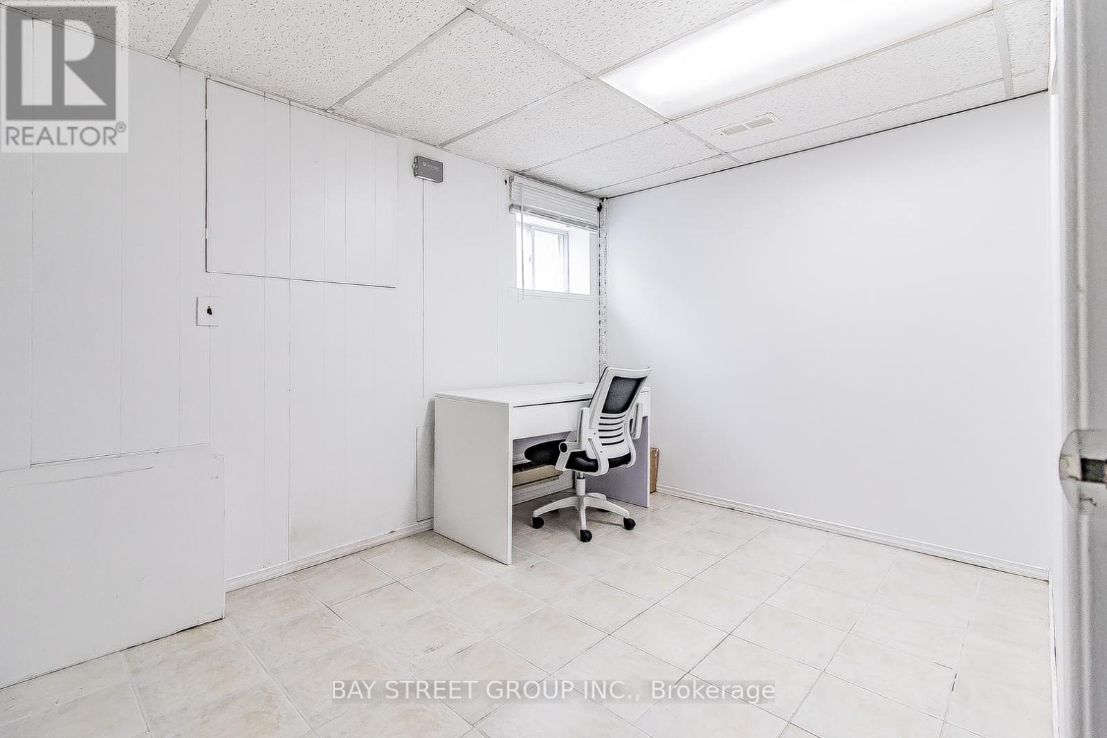 52 Baylawn Drive, Toronto, Ontario  M1S 3M3 - Photo 4 - E12487190