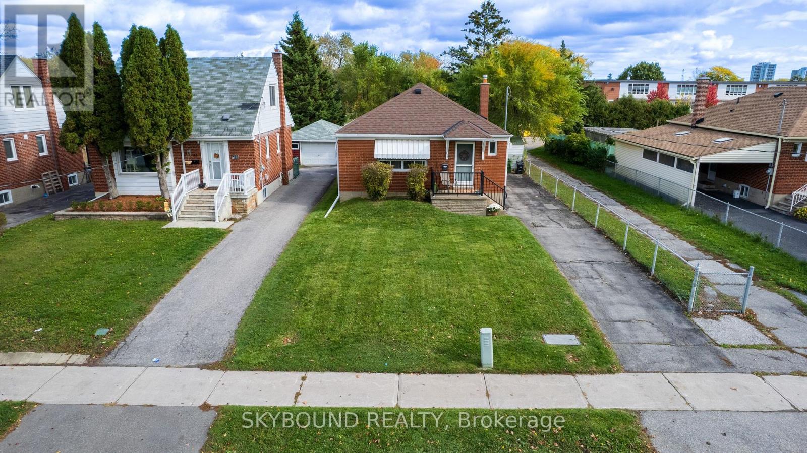 139 Tower Drive, Toronto, Ontario  M1R 3P6 - Photo 3 - E12487194