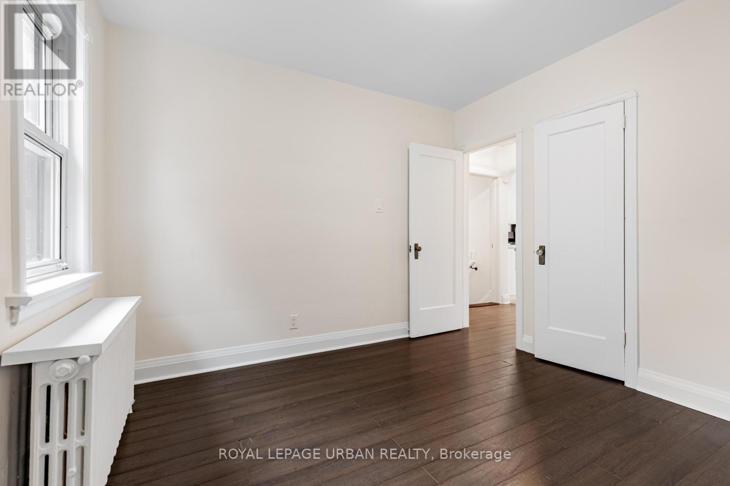 127 Cadorna Avenue, Toronto, Ontario  M4J 3X3 - Photo 15 - E12487208