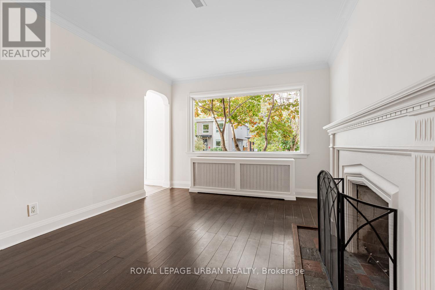 127 Cadorna Avenue, Toronto, Ontario  M4J 3X3 - Photo 7 - E12487208