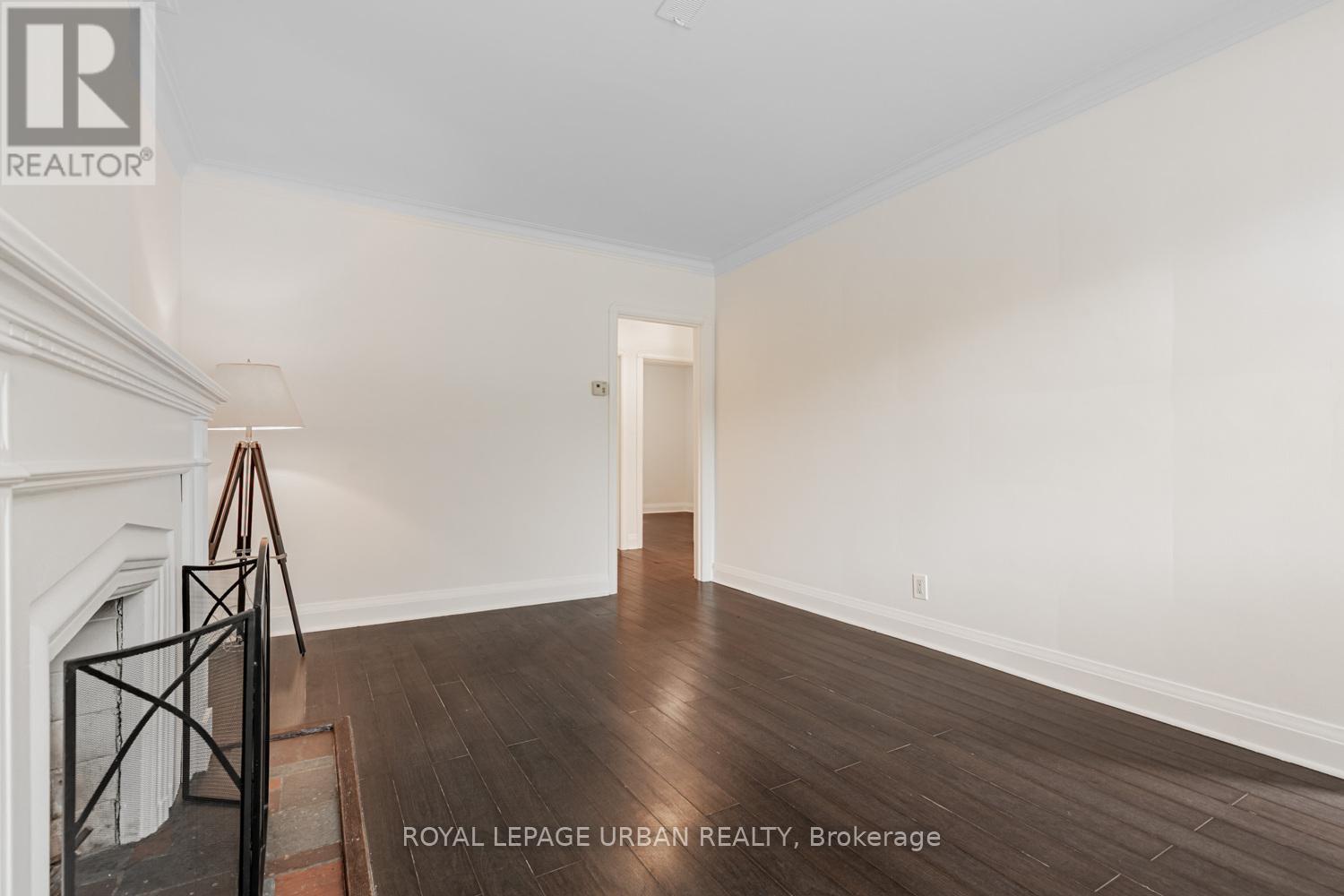 127 Cadorna Avenue, Toronto, Ontario  M4J 3X3 - Photo 8 - E12487208