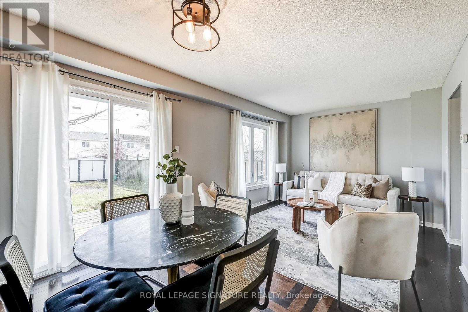 13 Hanning Court, Clarington, Ontario  L1C 4R3 - Photo 2 - E12487209