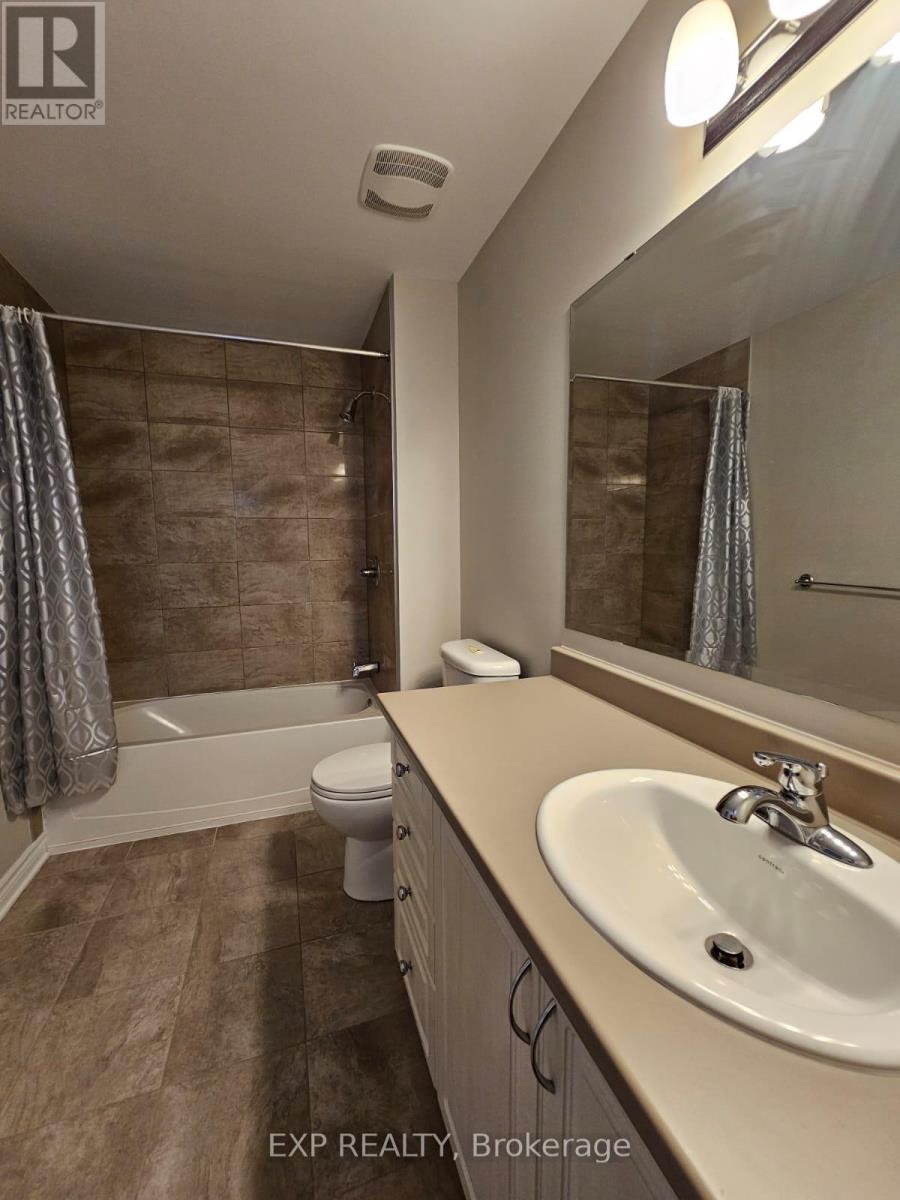 213 Halyard Way, Ottawa, Ontario  K2T 0L2 - Photo 7 - X12448140