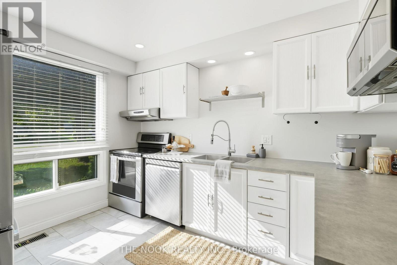 441 Charrington Avenue, Oshawa, Ontario  L1G 7P2 - Photo 14 - E12487256