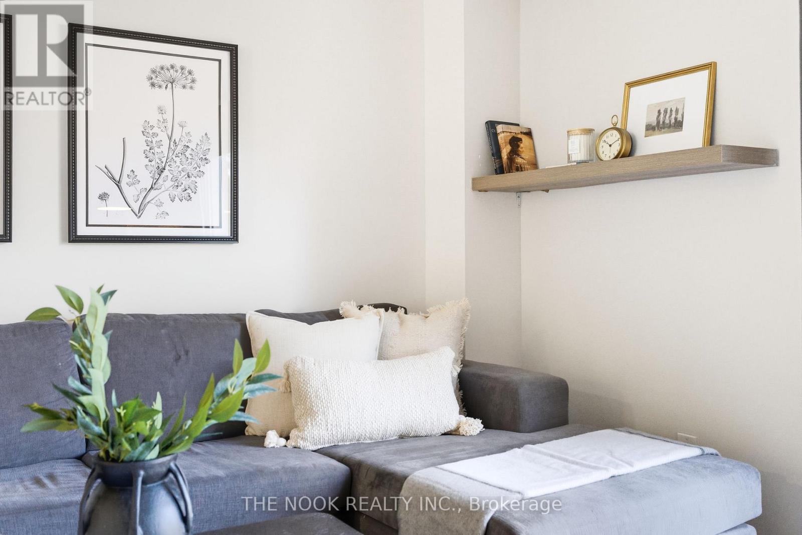 441 Charrington Avenue, Oshawa, Ontario  L1G 7P2 - Photo 5 - E12487256