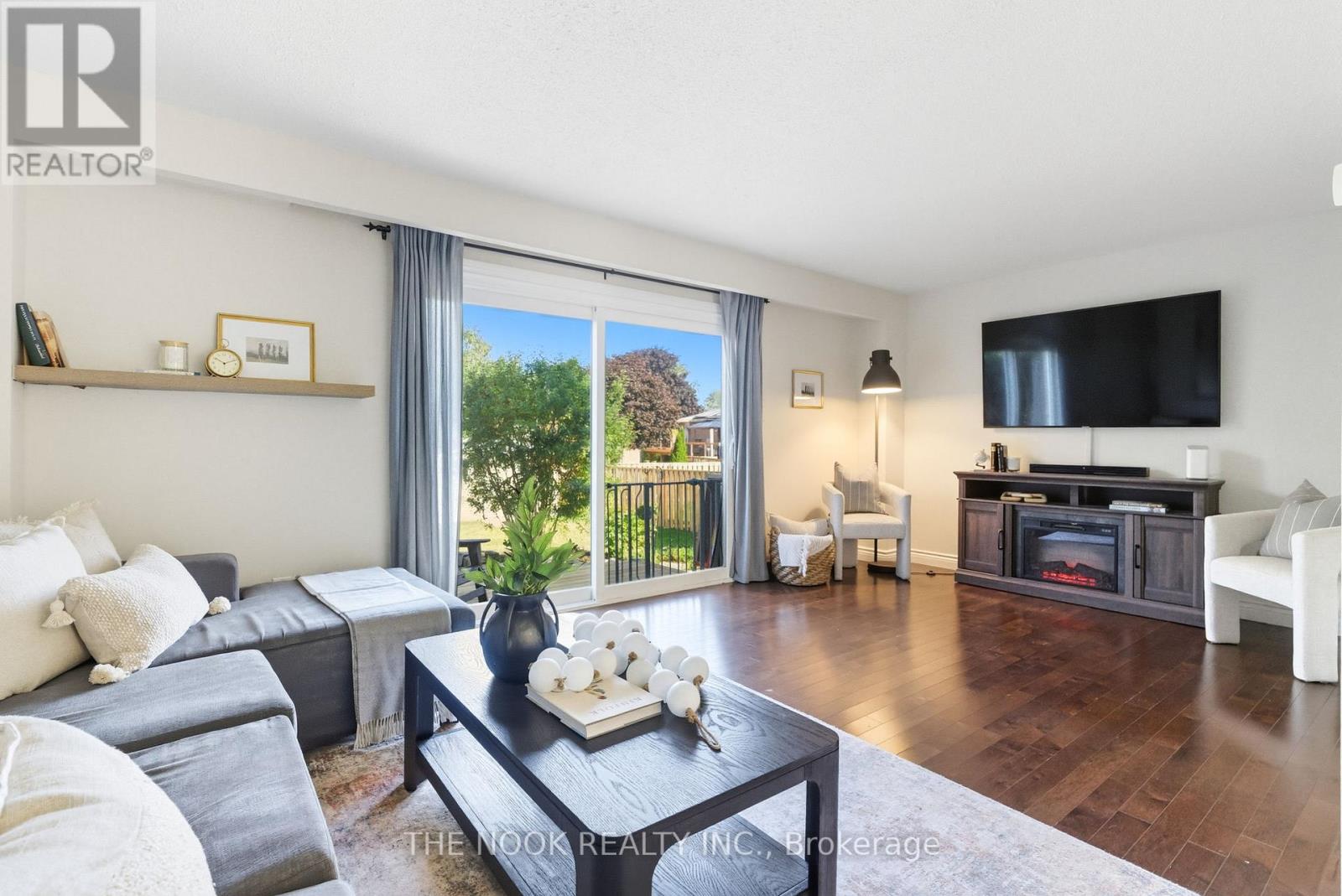 441 Charrington Avenue, Oshawa, Ontario  L1G 7P2 - Photo 6 - E12487256