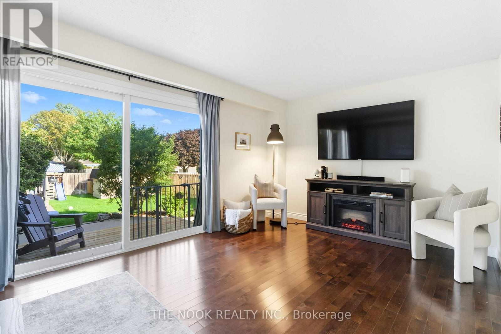 441 Charrington Avenue, Oshawa, Ontario  L1G 7P2 - Photo 7 - E12487256