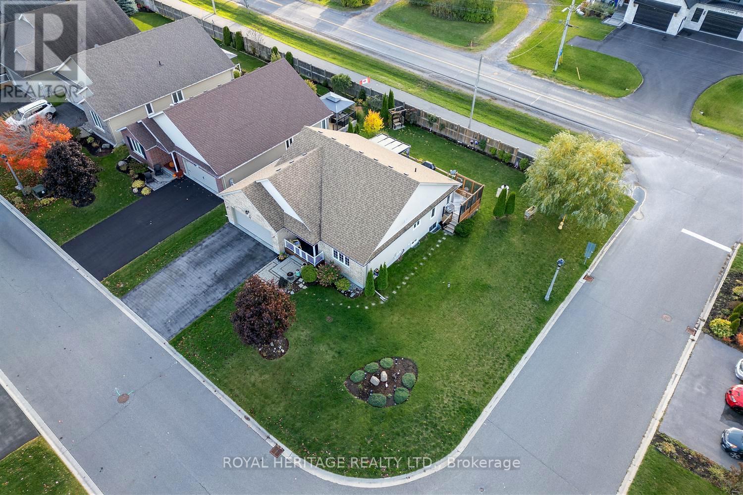 48 Ward Drive, Brighton, Ontario  K0K 1H0 - Photo 3 - X12487311