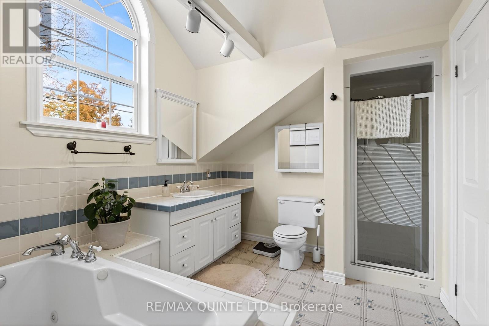 15 Talbot Street, Prince Edward County (Picton Ward), Ontario  K0K 2T0 - Photo 39 - X12487356