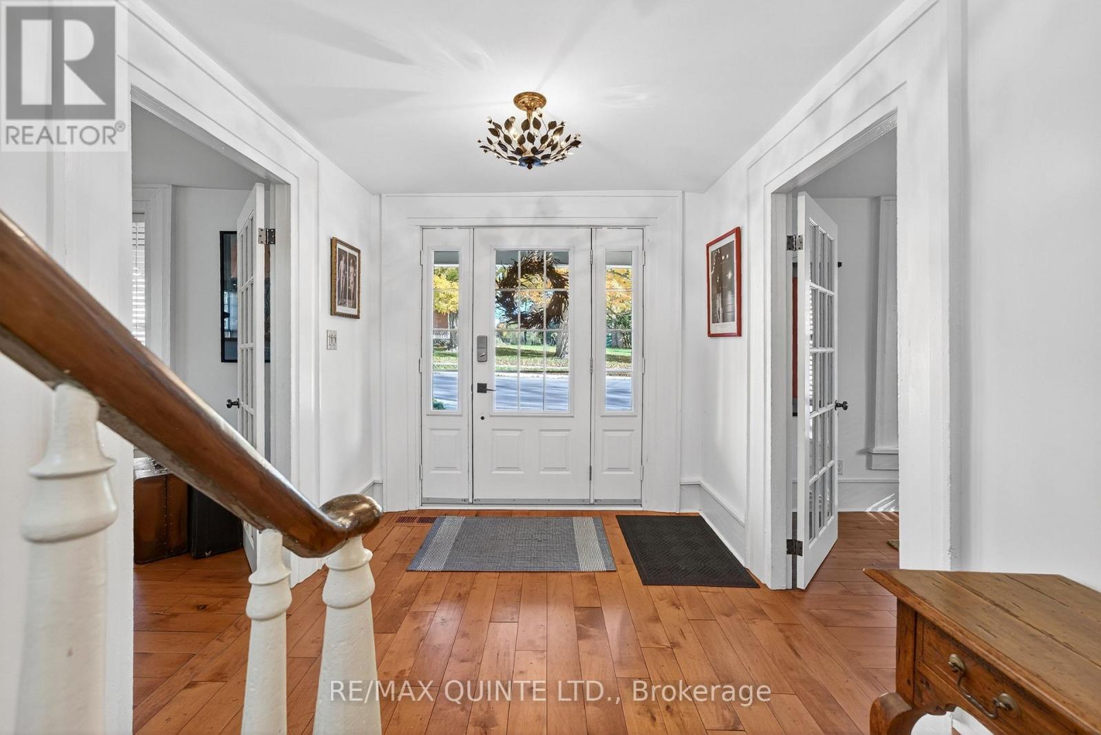 15 Talbot Street, Prince Edward County (Picton Ward), Ontario  K0K 2T0 - Photo 6 - X12487356