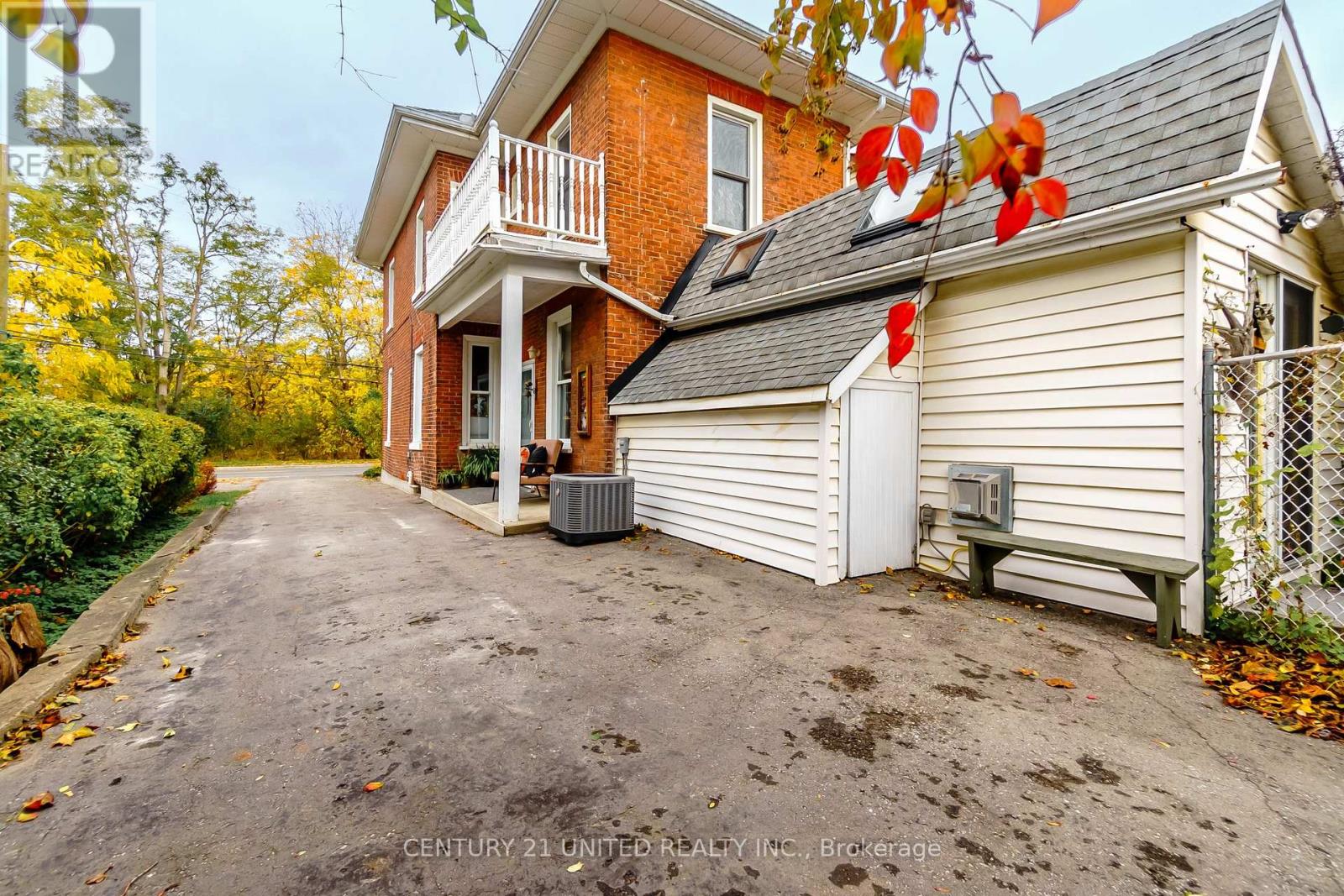 458 Driscoll Terrace, Peterborough (Ashburnham Ward 4), Ontario  K9H 1T7 - Photo 4 - X12487380