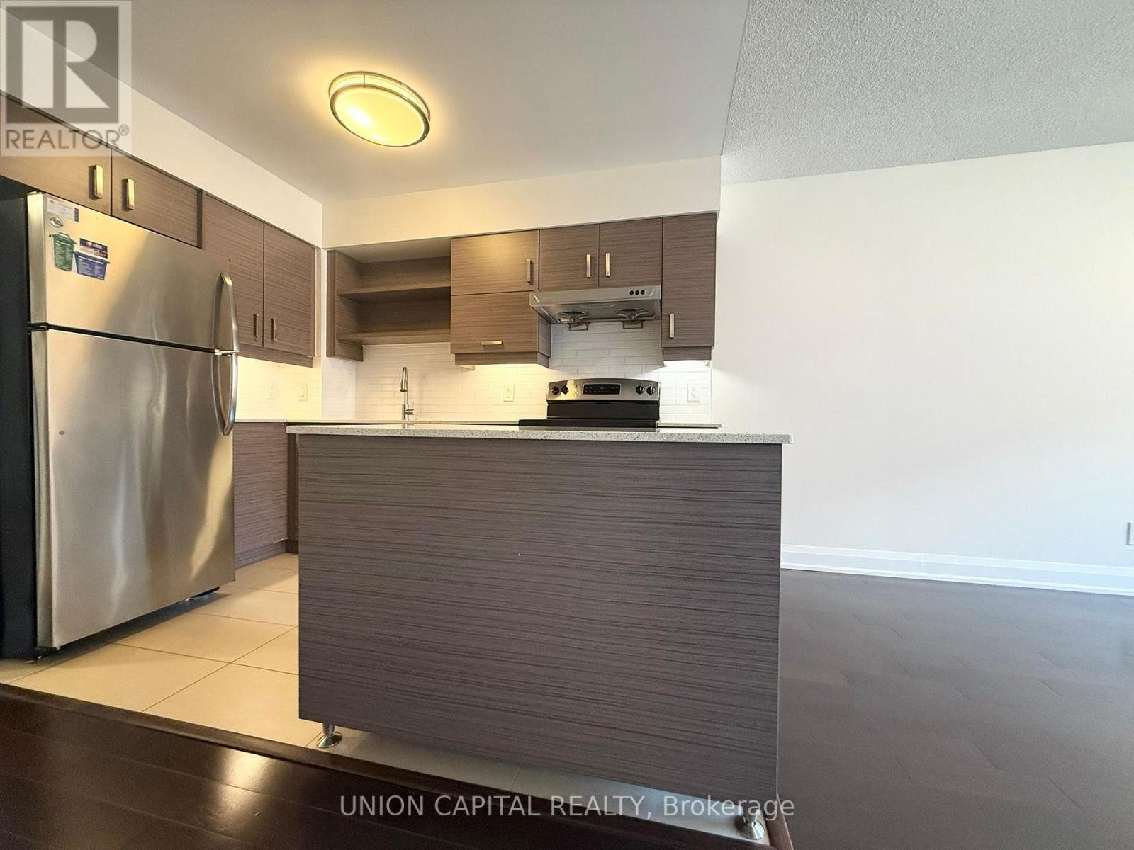 503 - 8200 Birchmount Road, Markham, Ontario  L3R 9W1 - Photo 5 - N12487157