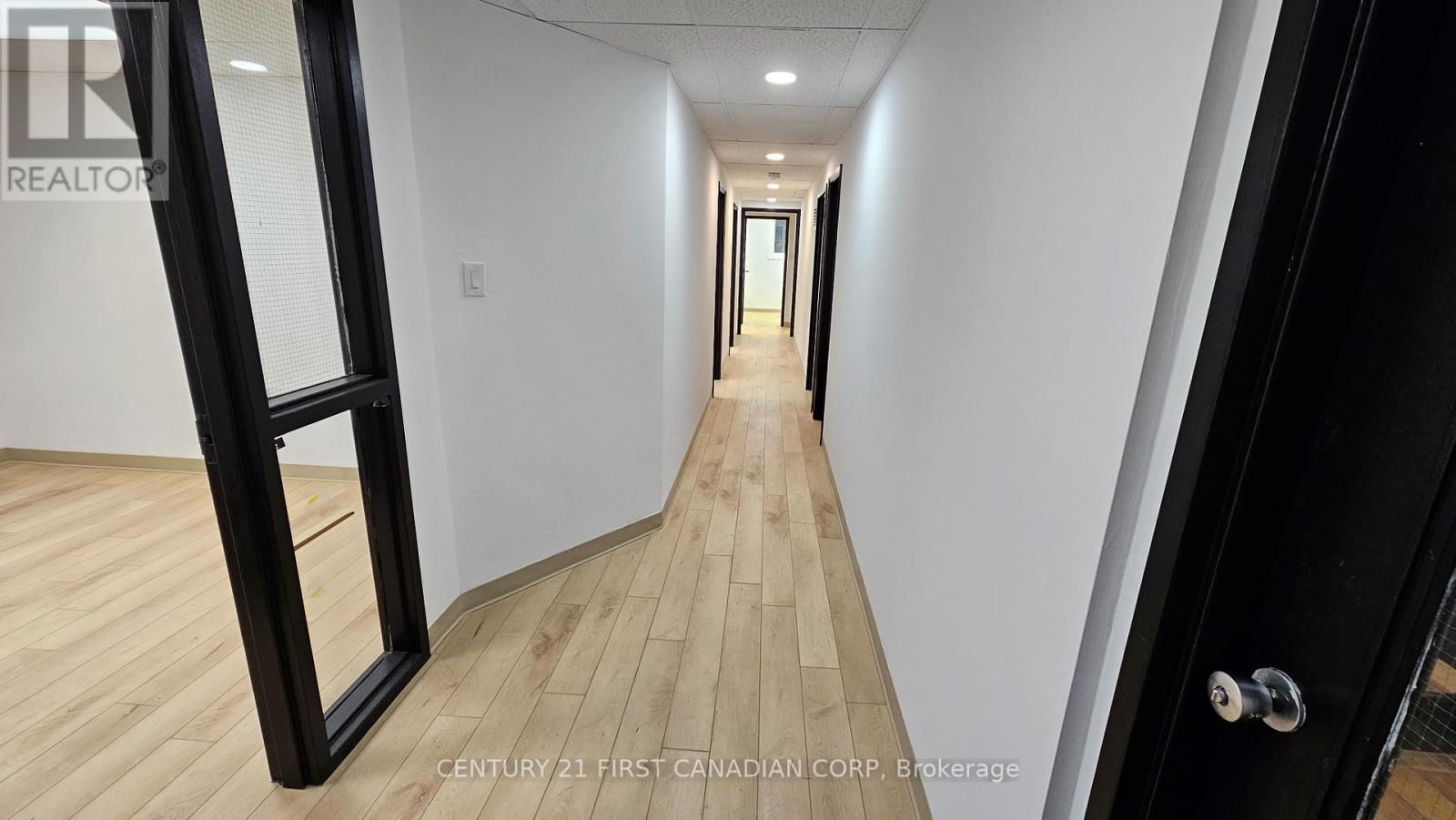 394 Wharncliffe Road S, London South (South G), Ontario  N6J 2M4 - Photo 20 - X12487249