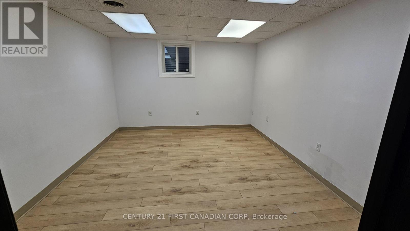 394 Wharncliffe Road S, London South (South G), Ontario  N6J 2M4 - Photo 22 - X12487249