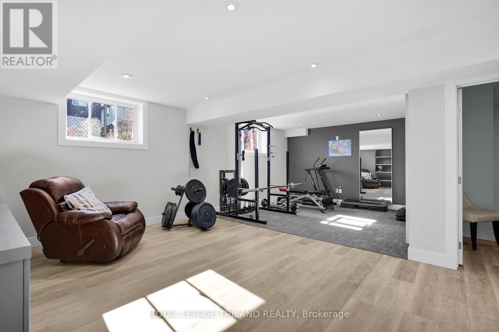 1422 Lawson Road, London North, Ontario  N6G 0E2 - Photo 34 - X12487350