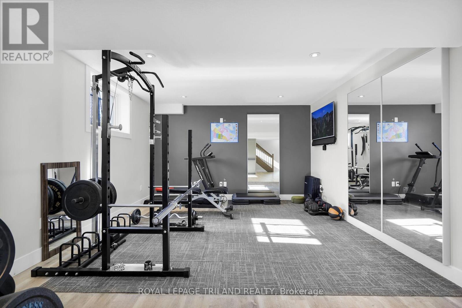 1422 Lawson Road, London North, Ontario  N6G 0E2 - Photo 35 - X12487350