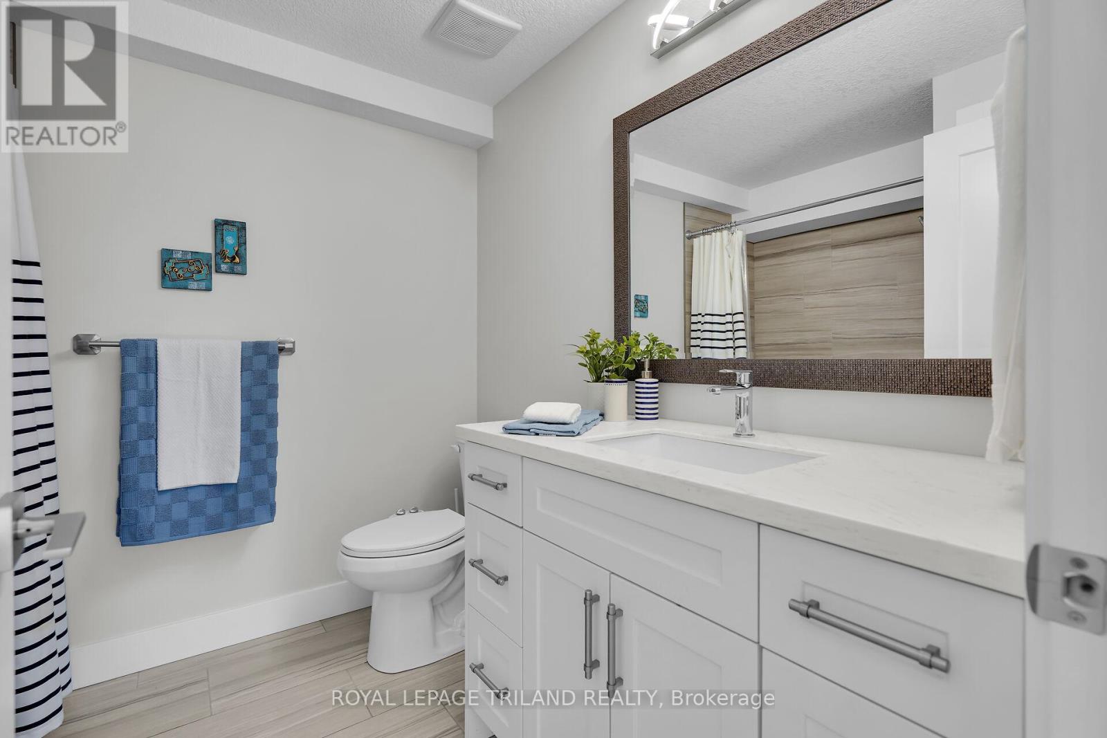 1422 Lawson Road, London North, Ontario  N6G 0E2 - Photo 38 - X12487350