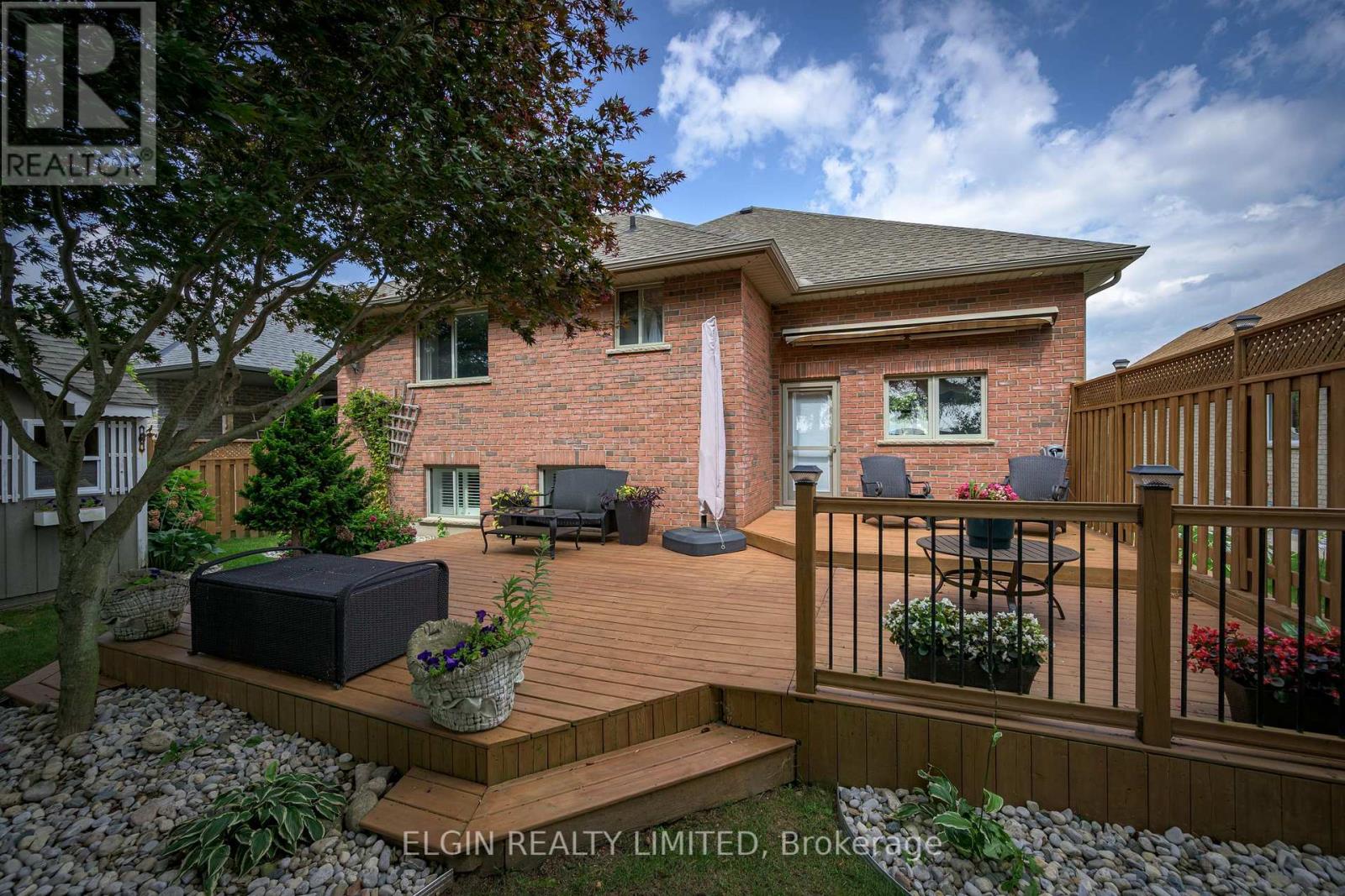 20 Beechwood Circle, St. Thomas, Ontario  N5R 6K4 - Photo 6 - X12487375