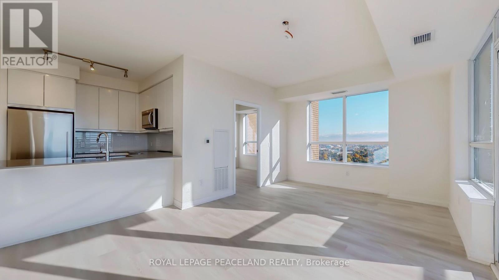 2209 - 3260 Sheppard Avenue E, Toronto, Ontario  M1T 3K3 - Photo 5 - E12485718