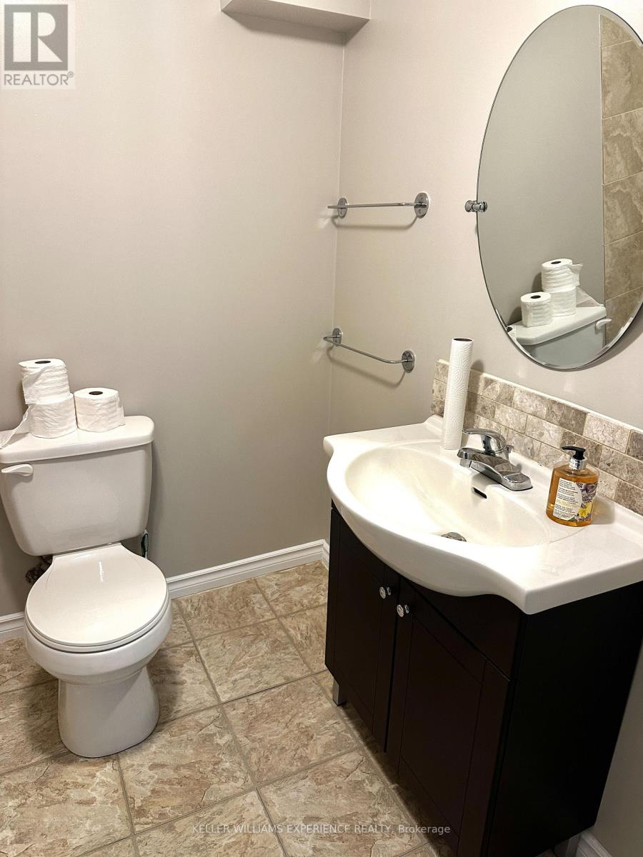 Lower - 33 Daphne Crescent, Barrie, Ontario  L4M 2Y7 - Photo 10 - S12487161