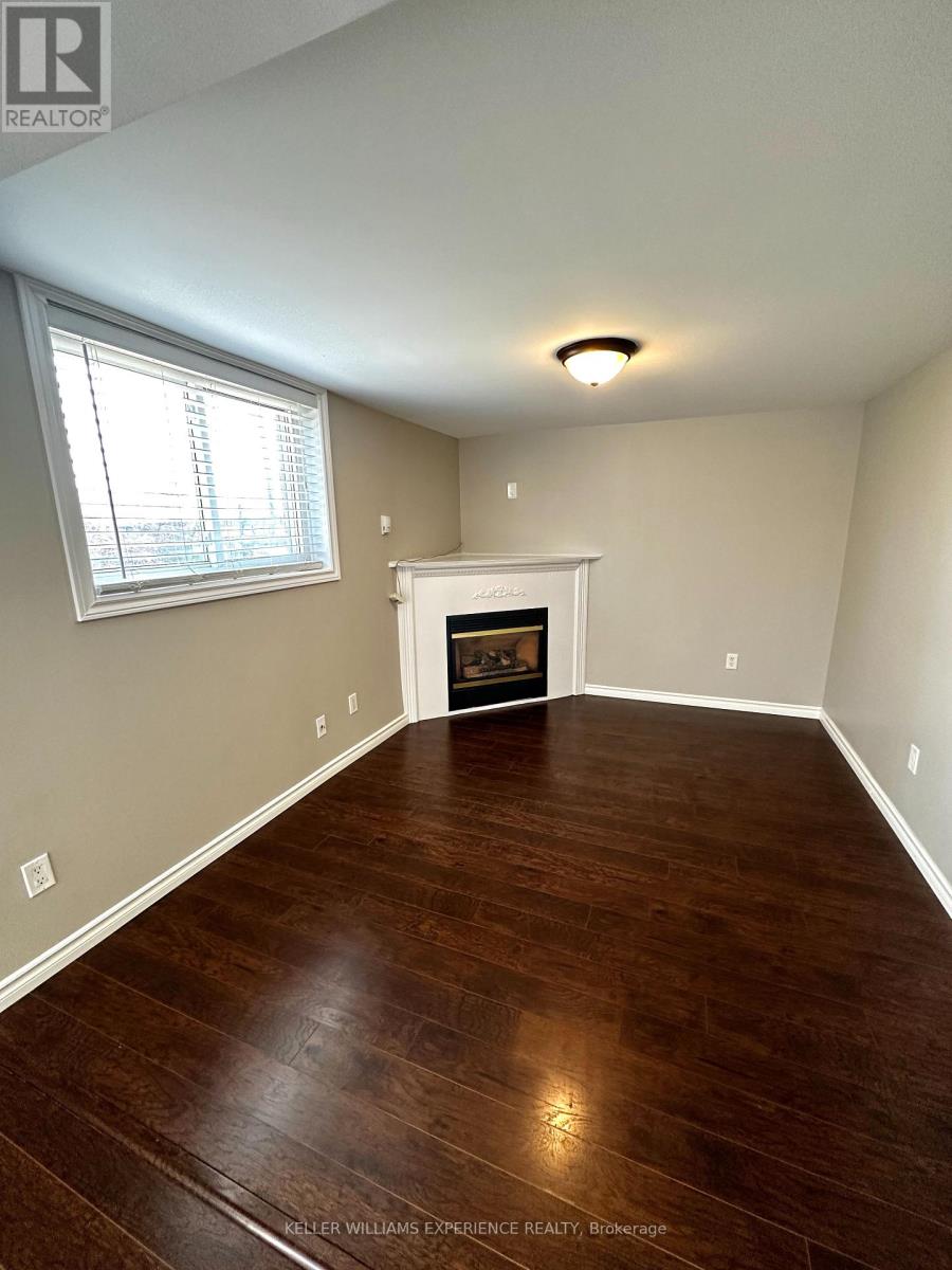 Lower - 33 Daphne Crescent, Barrie, Ontario  L4M 2Y7 - Photo 4 - S12487161