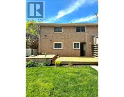 LOWER - 33 DAPHNE CRESCENT, Barrie, Ontario