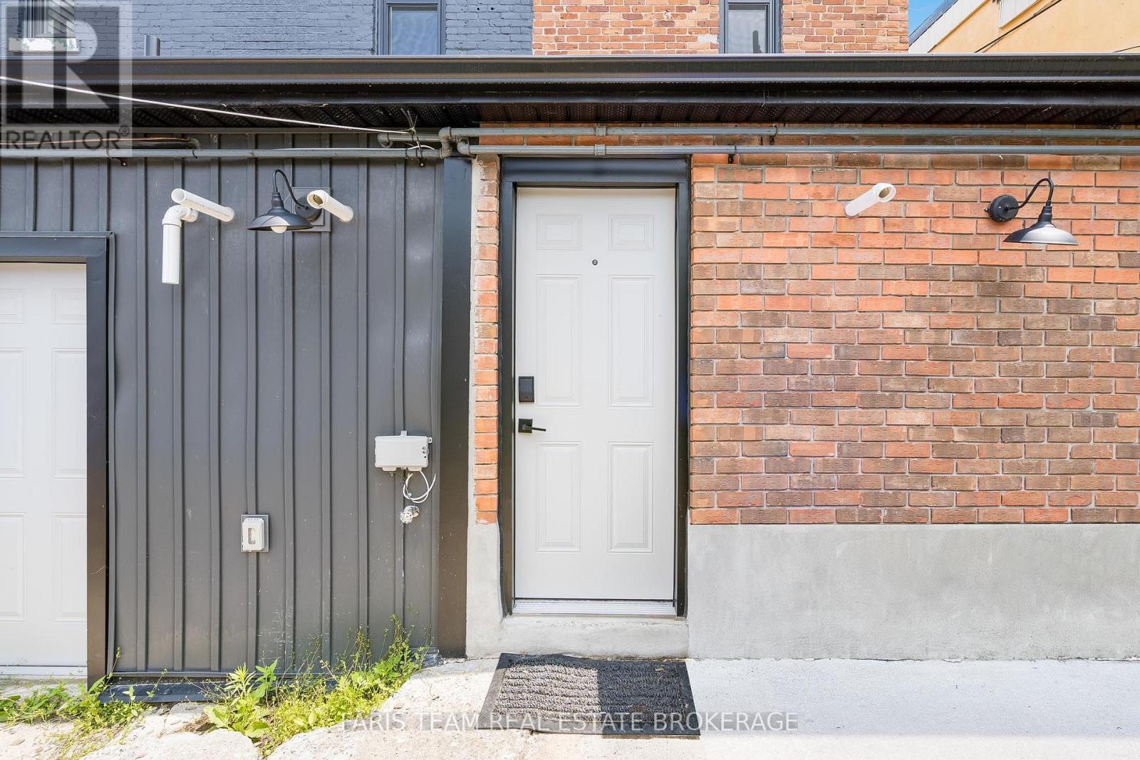 102 Main Street, Penetanguishene, Ontario  L9M 1T5 - Photo 13 - S12487171