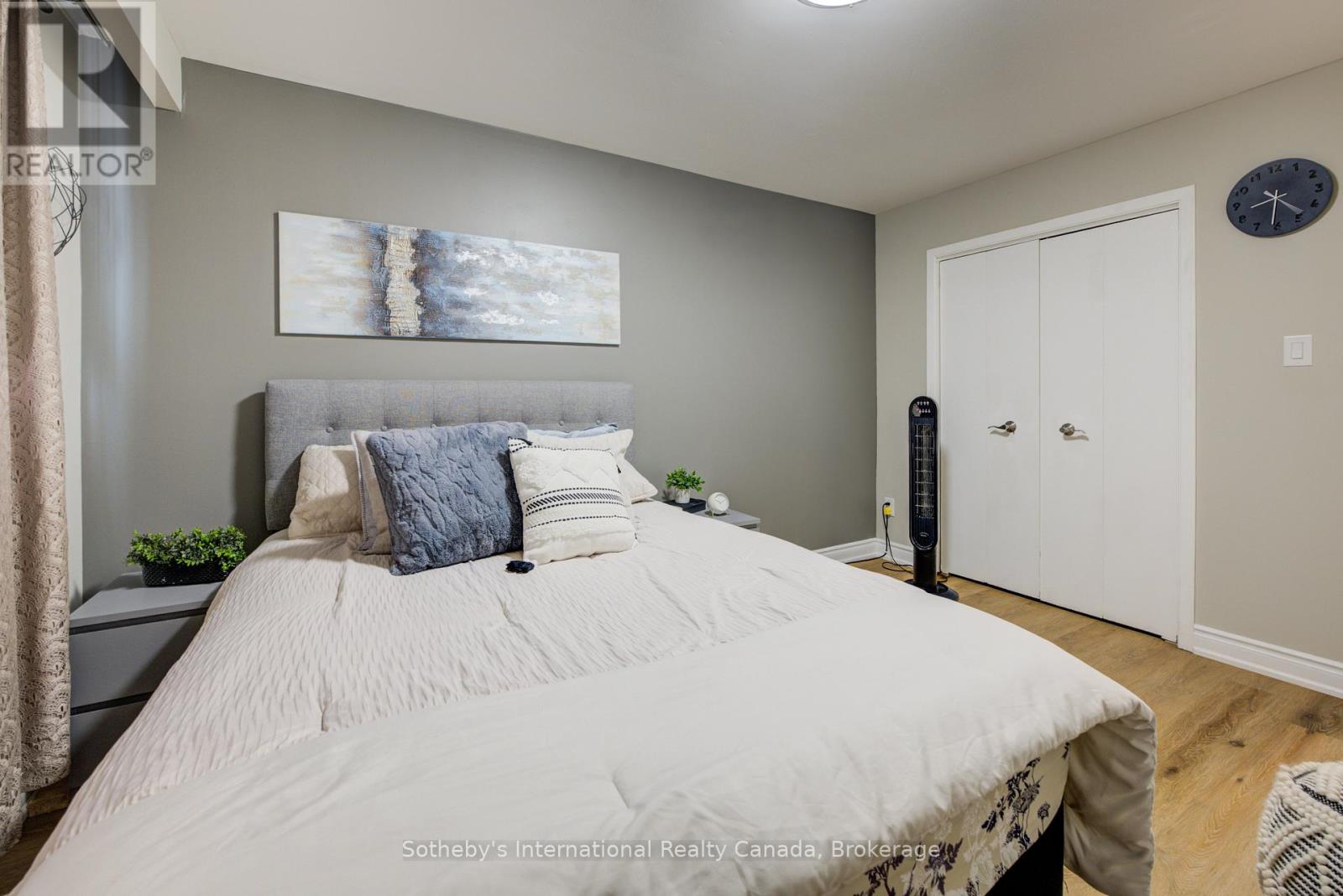 400 Cherokee Boulevard, Toronto, Ontario  M2H 2W7 - Photo 19 - C12487277