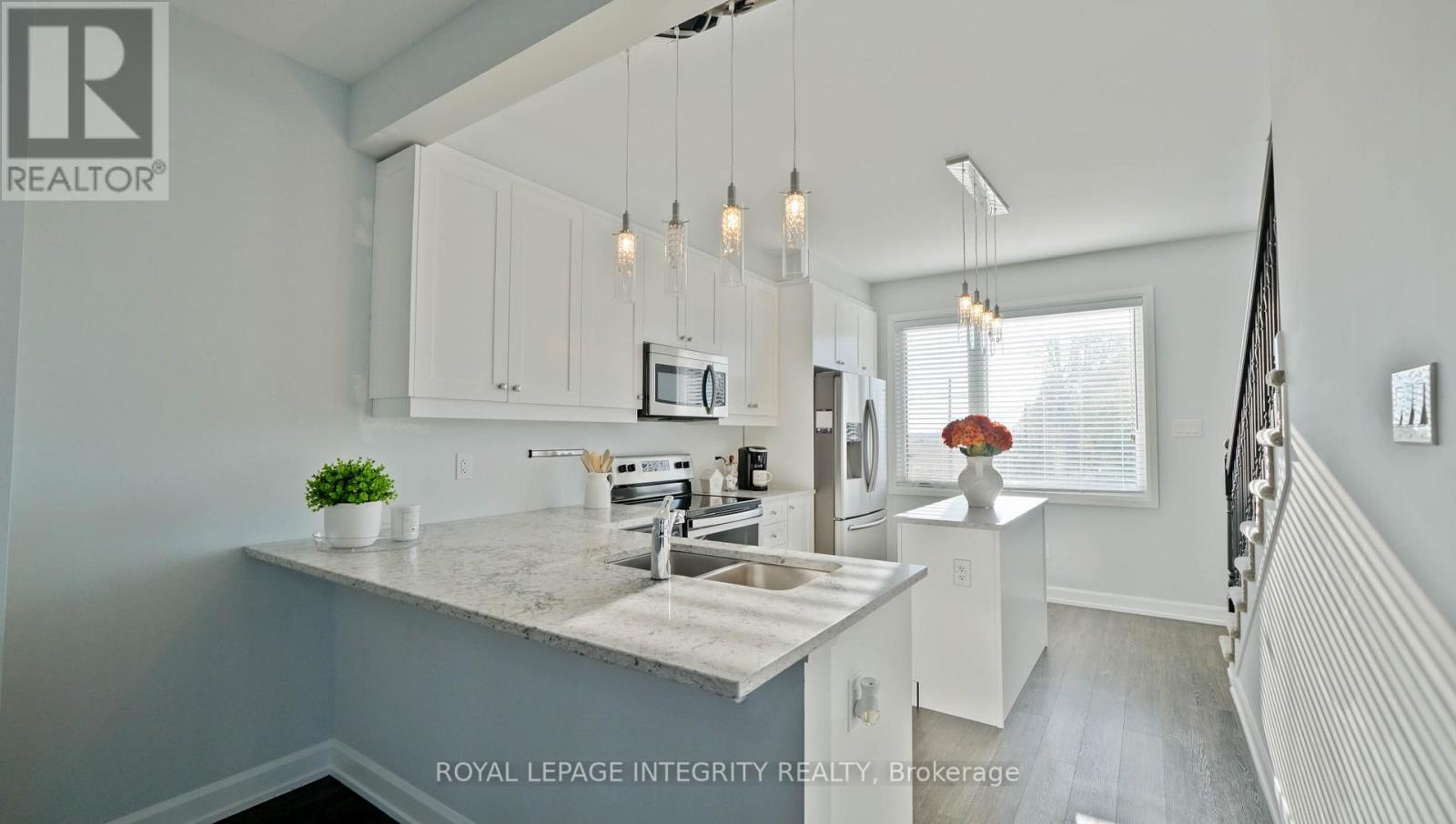 184 Pictou Crescent, Ottawa, Ontario  K2V 0R2 - Photo 18 - X12487289