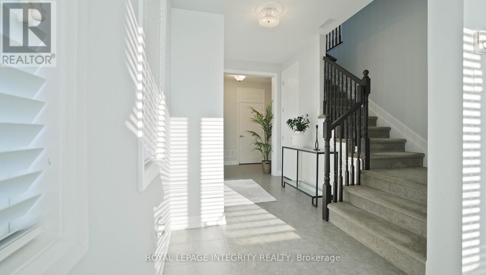 184 Pictou Crescent, Ottawa, Ontario  K2V 0R2 - Photo 8 - X12487289