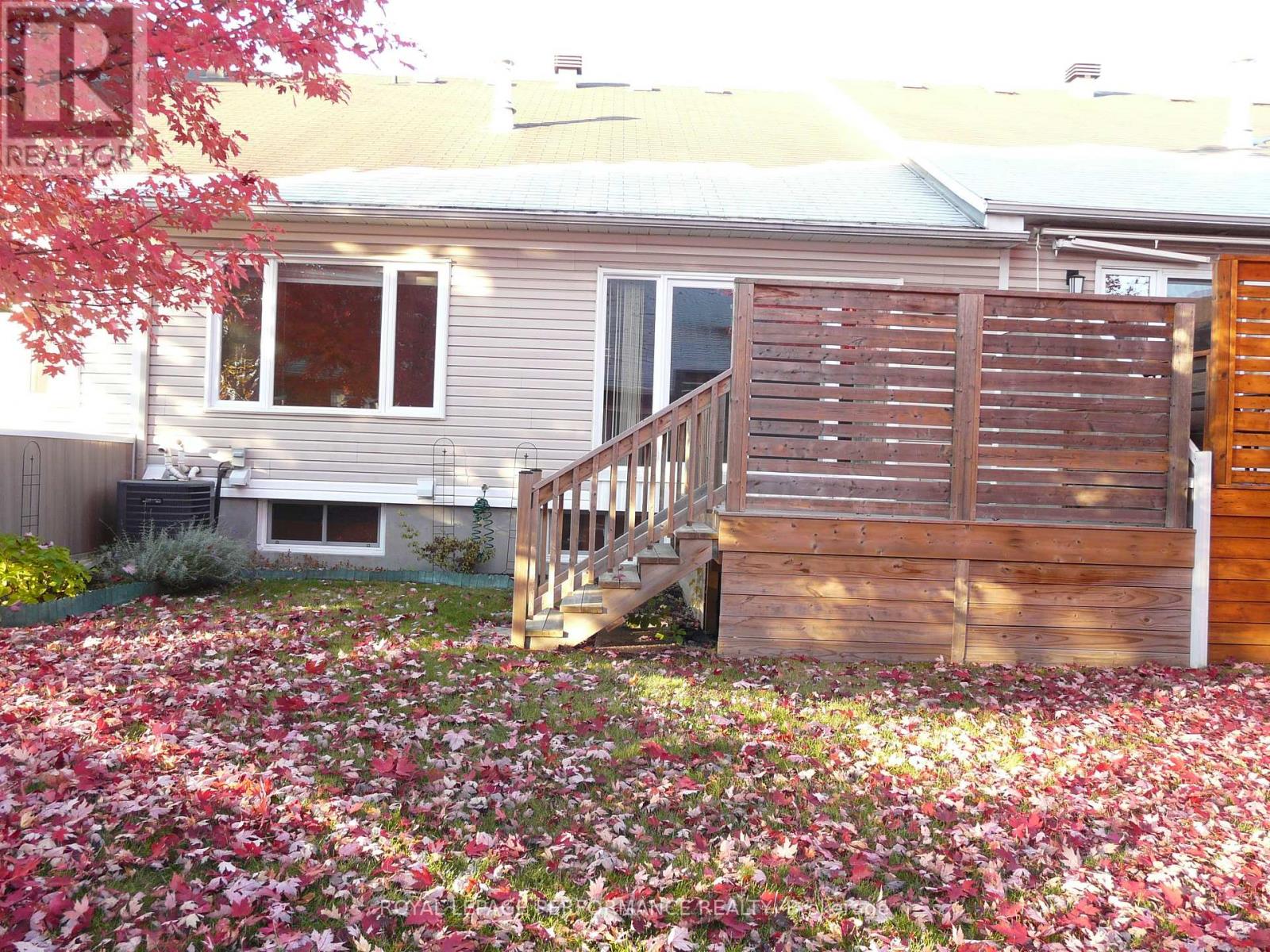 1172 Foxborough Private, Ottawa, Ontario  K1J 1E2 - Photo 33 - X12487305