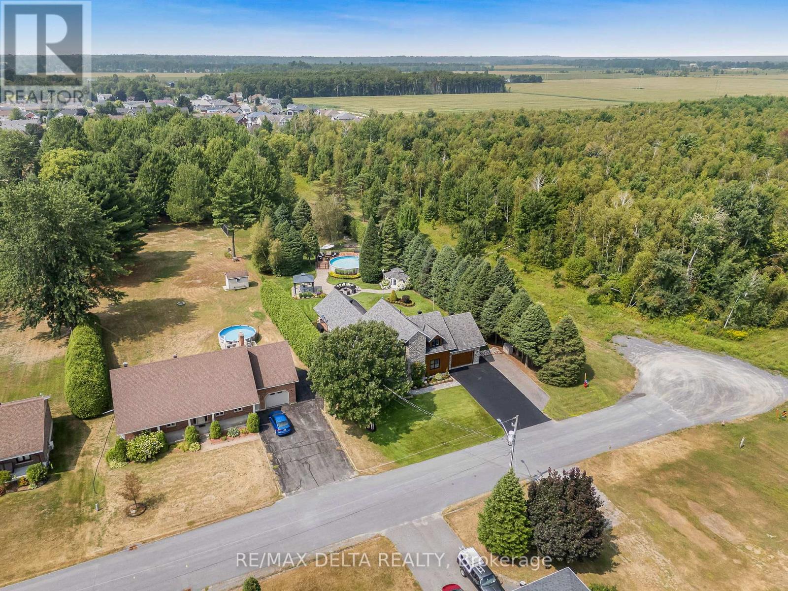 85 Leduc Street, Alfred And Plantagenet, Ontario  K0B 1A0 - Photo 43 - X12487308