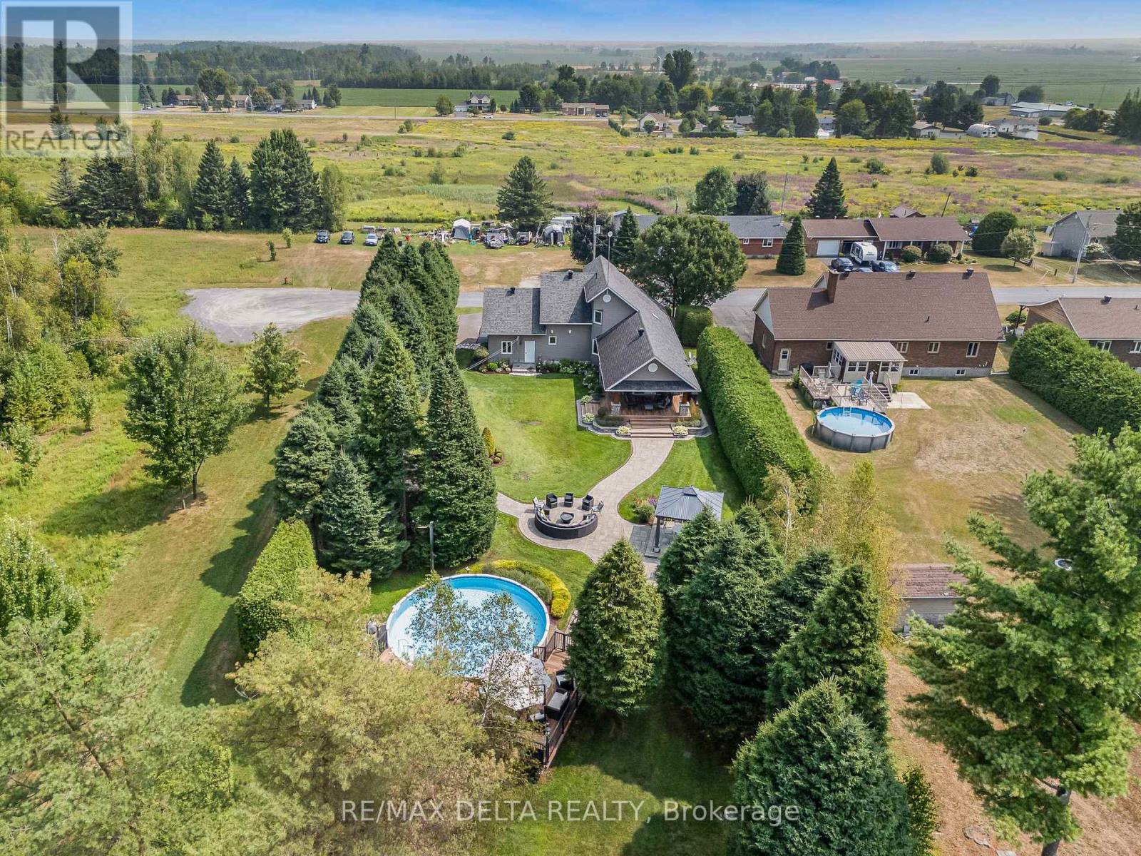 85 Leduc Street, Alfred And Plantagenet, Ontario  K0B 1A0 - Photo 46 - X12487308