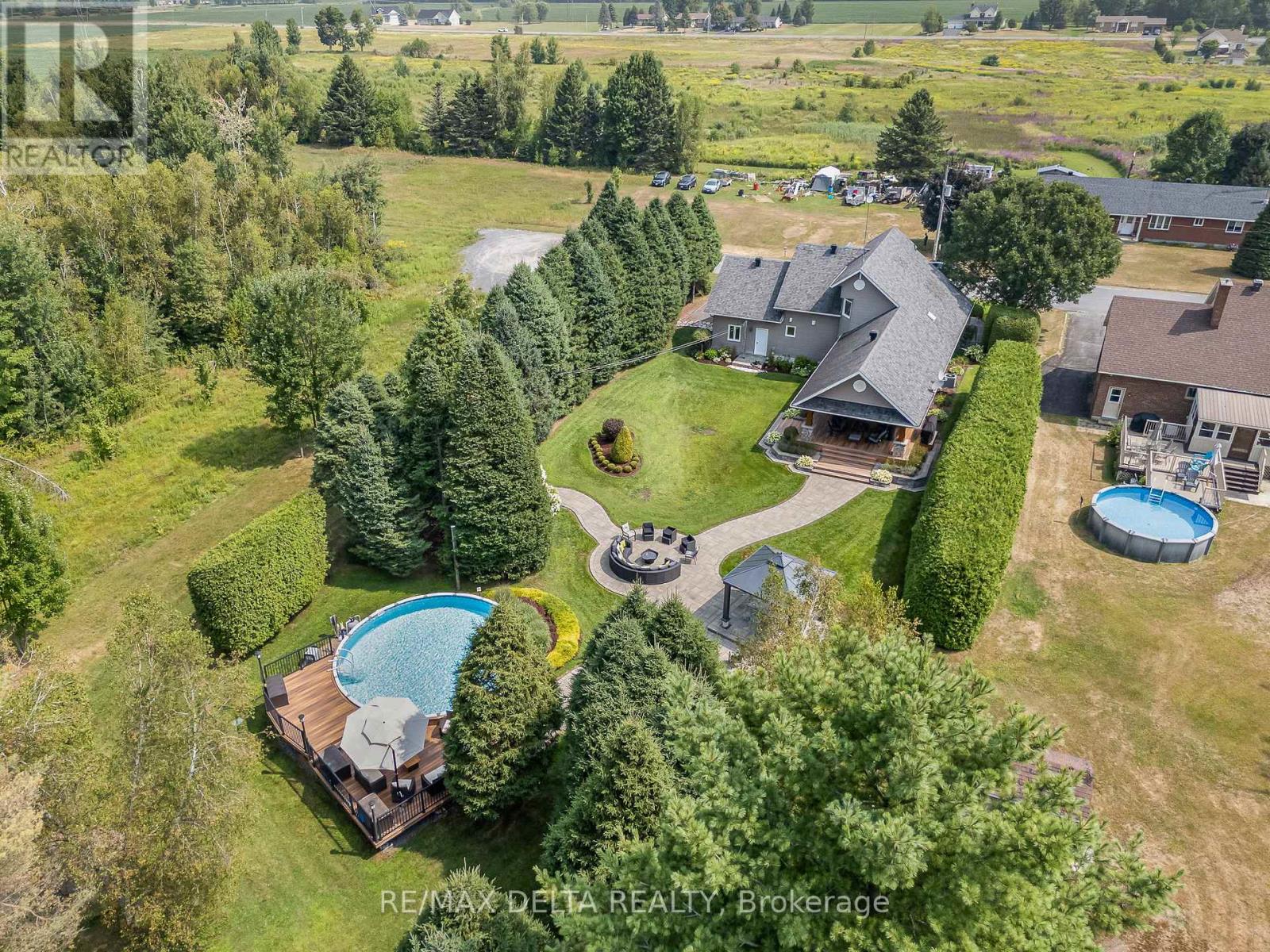 85 Leduc Street, Alfred And Plantagenet, Ontario  K0B 1A0 - Photo 47 - X12487308