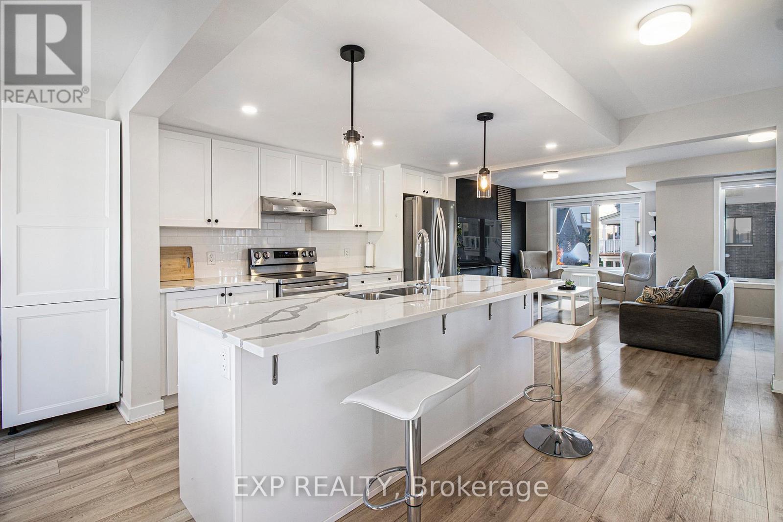 754 Kinstead Private, Ottawa, Ontario  K2S 3B3 - Photo 12 - X12487328