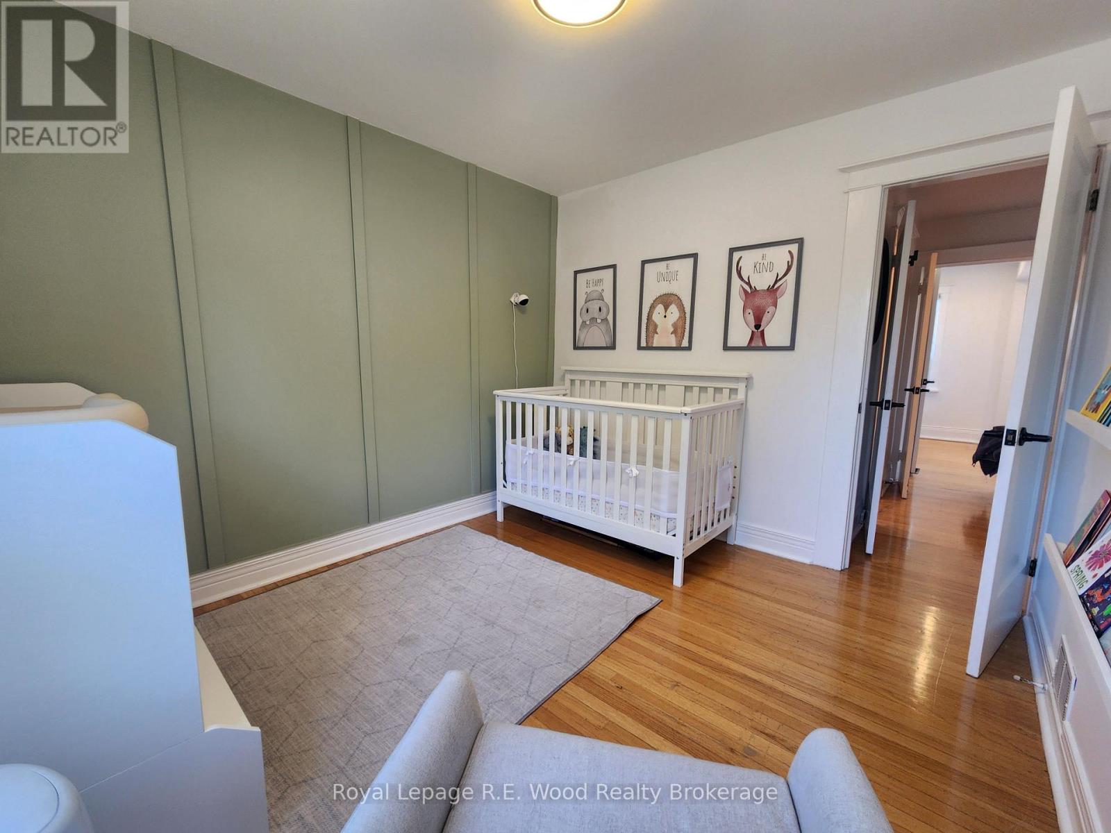 252 Graham Avenue S, Hamilton, Ontario  L8K 2M6 - Photo 10 - X12487364