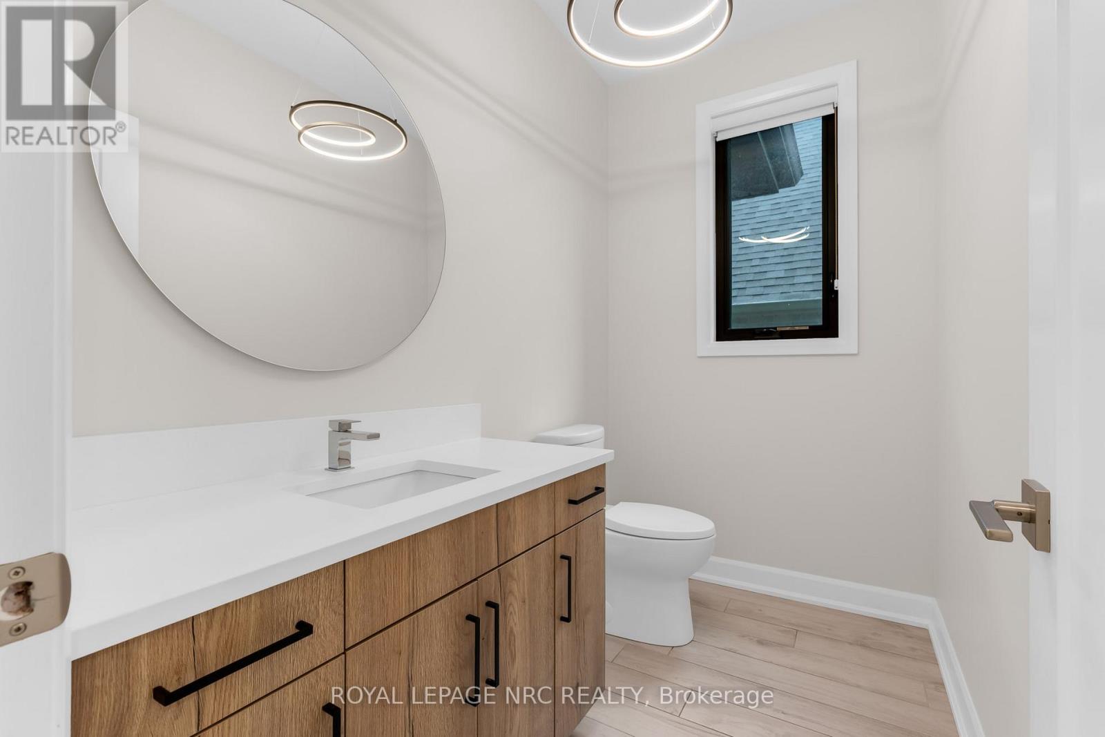 21 Singer Street, Thorold, Ontario  L2V 0E9 - Photo 26 - X12487292