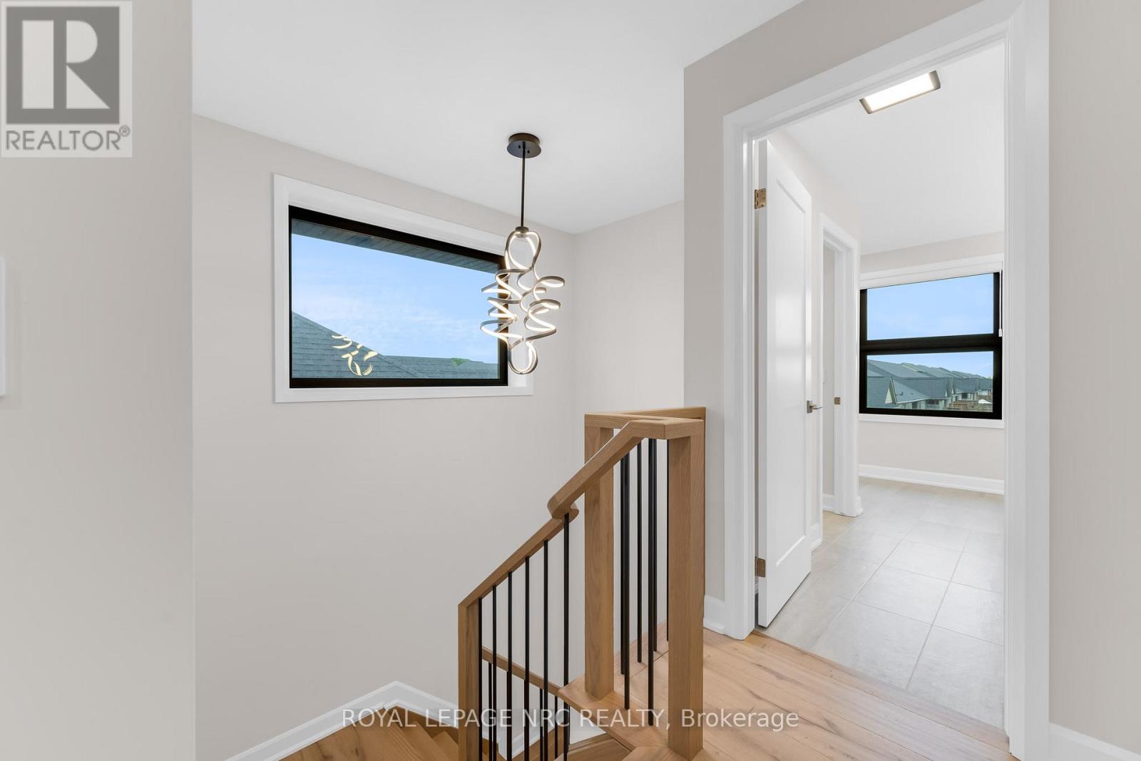 21 Singer Street, Thorold, Ontario  L2V 0E9 - Photo 28 - X12487292