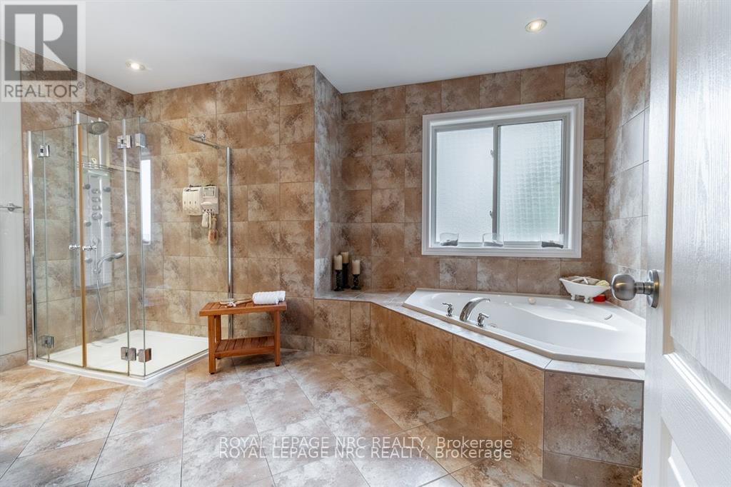 8665 Westport Drive, Niagara Falls (Forestview), Ontario  L2H 0A3 - Photo 30 - X12487337