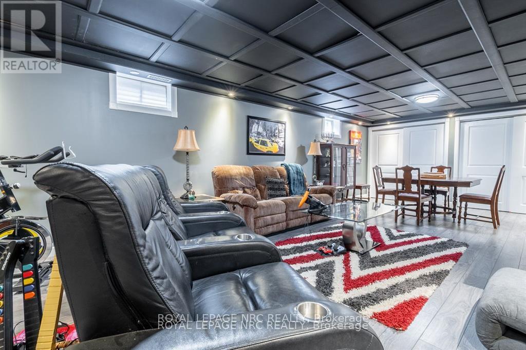 8665 Westport Drive, Niagara Falls (Forestview), Ontario  L2H 0A3 - Photo 36 - X12487337