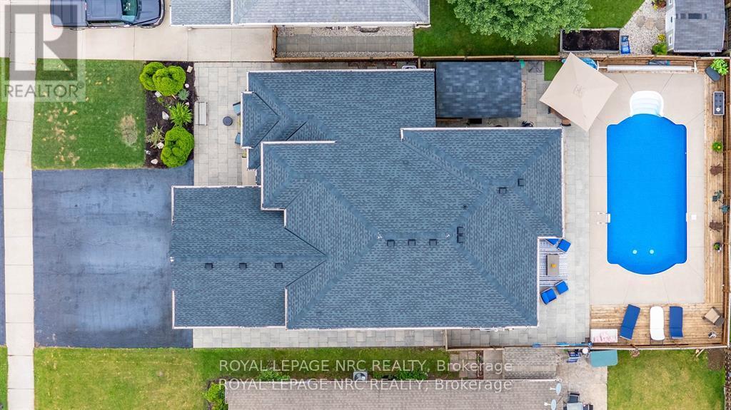 8665 Westport Drive, Niagara Falls (Forestview), Ontario  L2H 0A3 - Photo 48 - X12487337