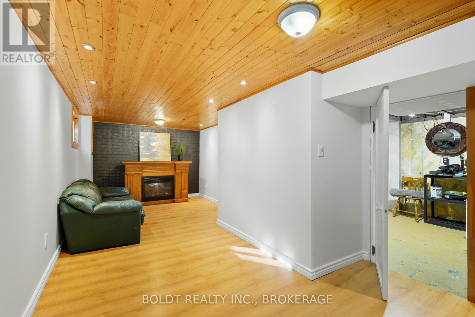 26 Currie Street, St. Catharines, Ontario  L2M 5M6 - Photo 31 - X12487371