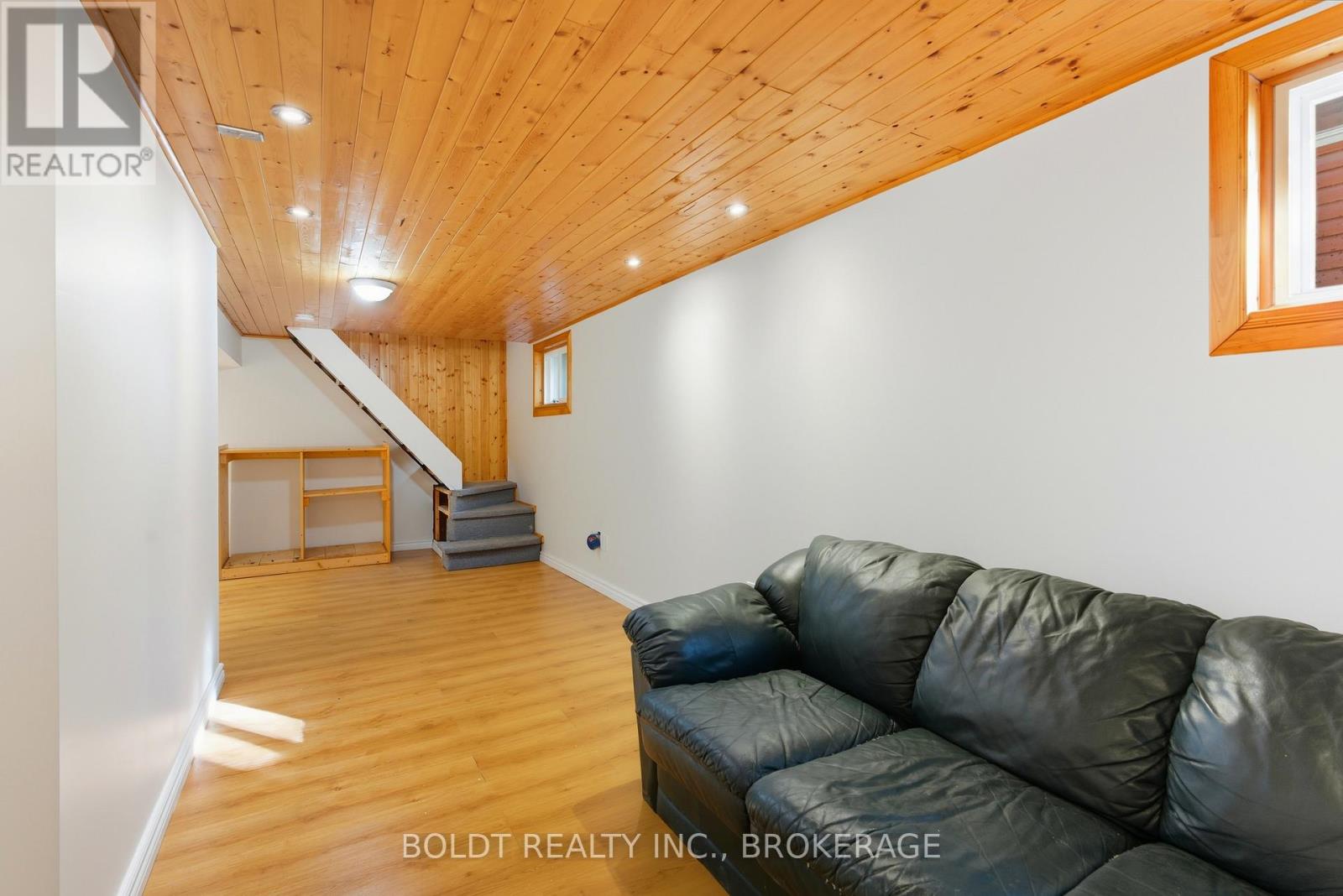 26 Currie Street, St. Catharines, Ontario  L2M 5M6 - Photo 33 - X12487371